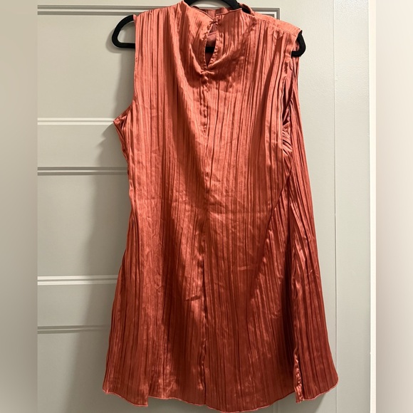 Abercrombie & Fitch Pleated Dress - Picture 2 of 3